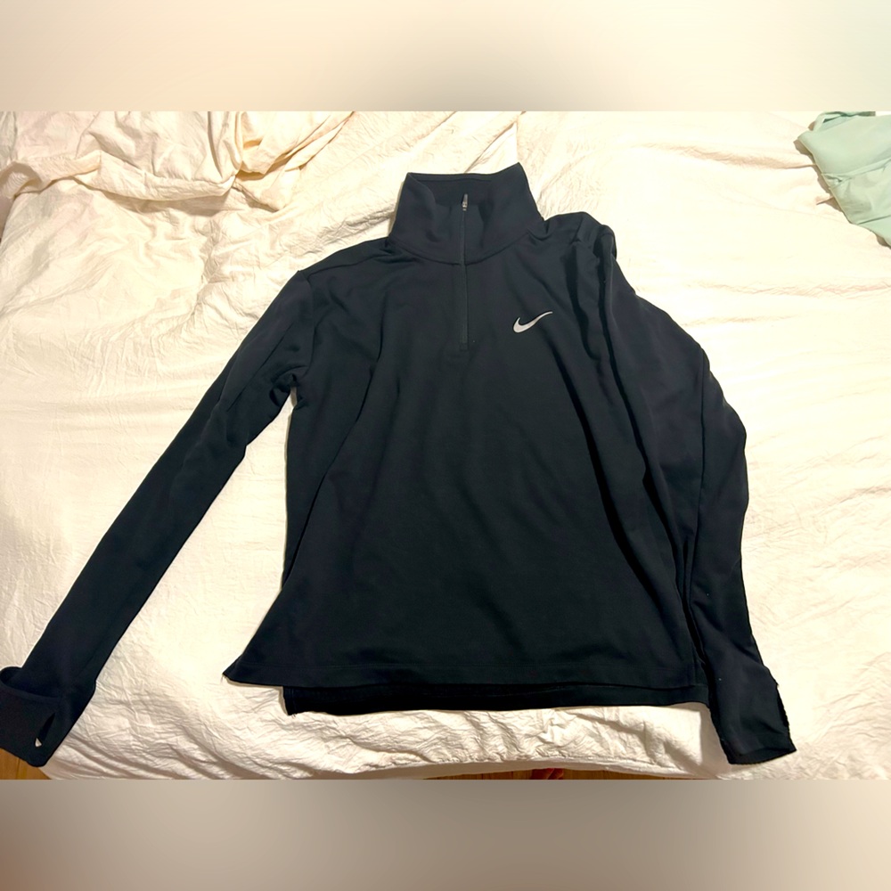 Nike running long sleeve cold top - size Medium